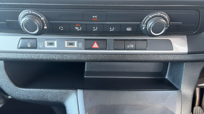 Vauxhall Vivaro L1 Diesel 1.5 Turbo D 120 Pro H1 Van - Image 51